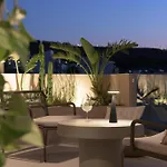 Ikia Mia Sea View Apartamento *