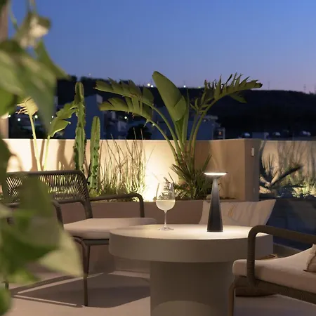 Ikia Mia Sea View Apartmán *