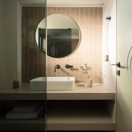 Ikia Mia Sea View Apartamento *